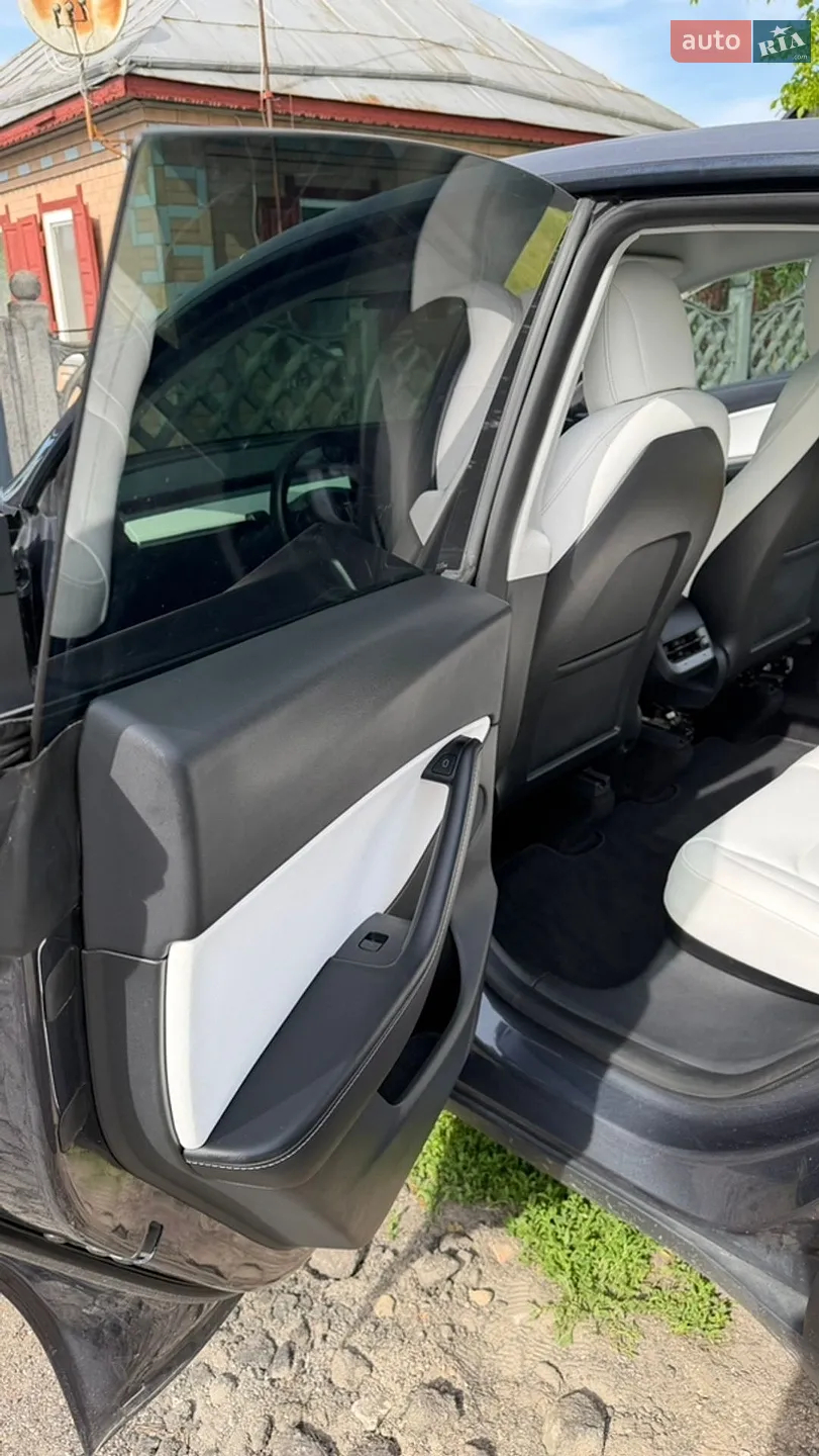2021 Tesla Model Y - мініатюра 11