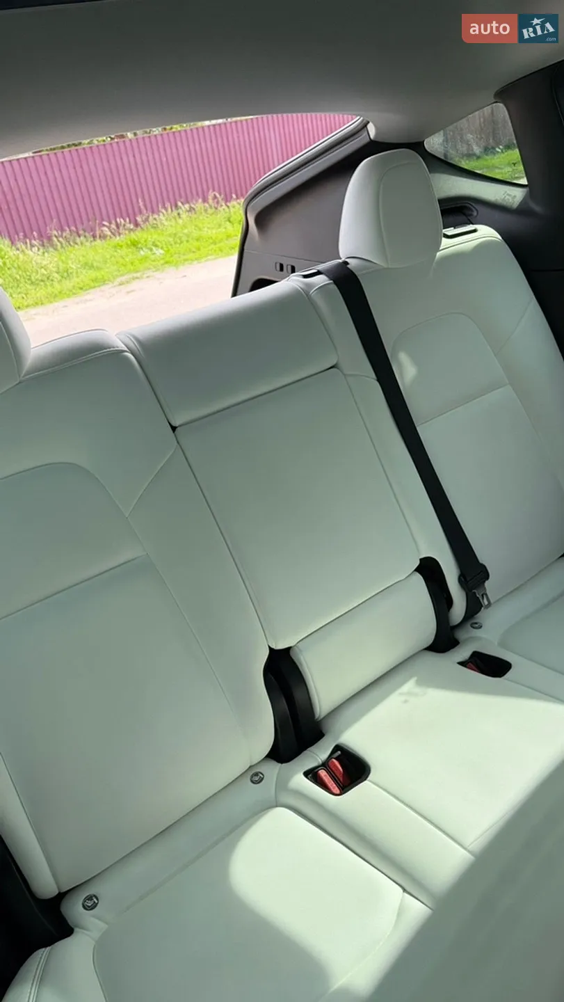 2021 Tesla Model Y - мініатюра 18