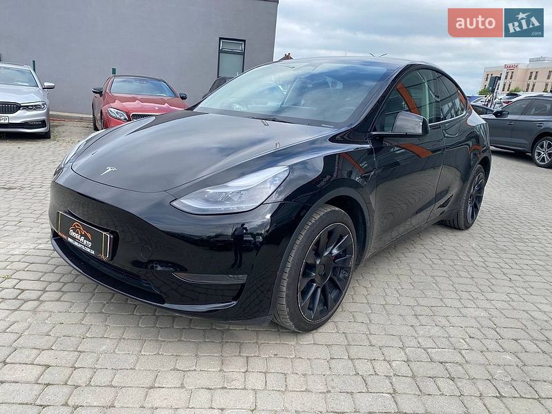 Внедорожник / Кроссовер Tesla Model Y 2023 в Львове фото 3 Внедорожник / Кроссовер Tesla Model Y 2023 в Львове