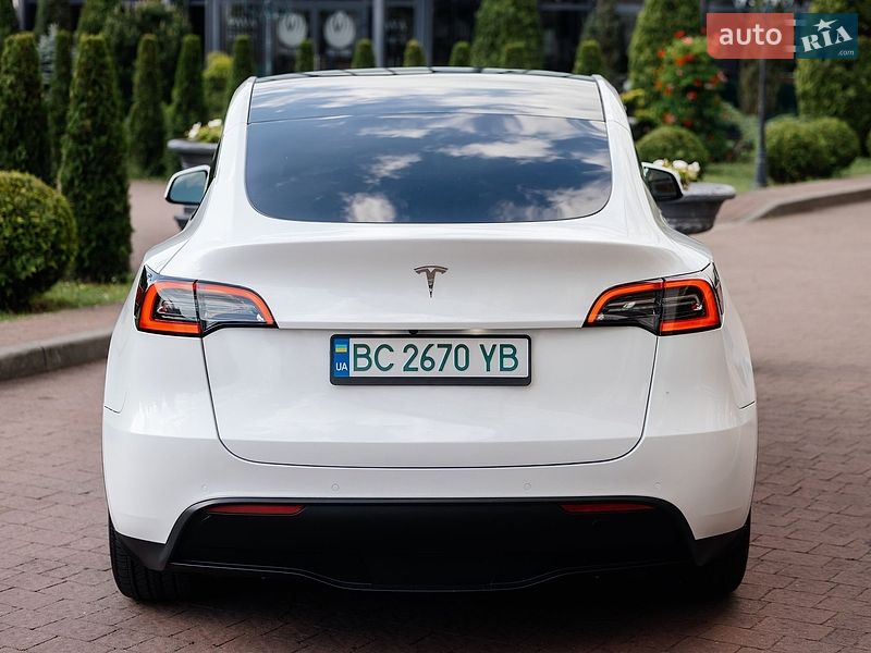 Внедорожник / Кроссовер Tesla Model Y 2022 в Стрые
