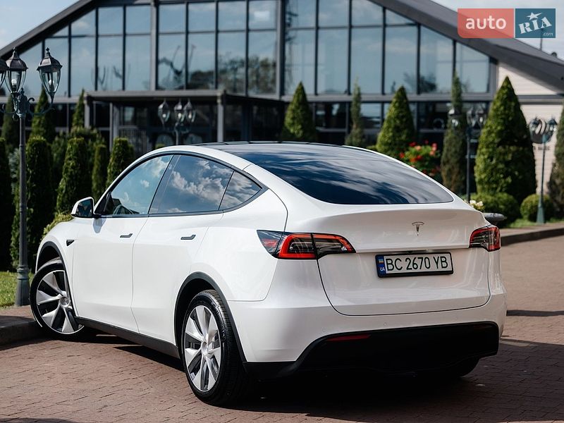 Внедорожник / Кроссовер Tesla Model Y 2022 в Стрые