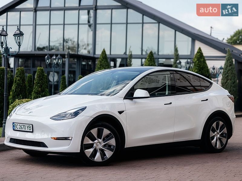 Внедорожник / Кроссовер Tesla Model Y 2022 в Стрые