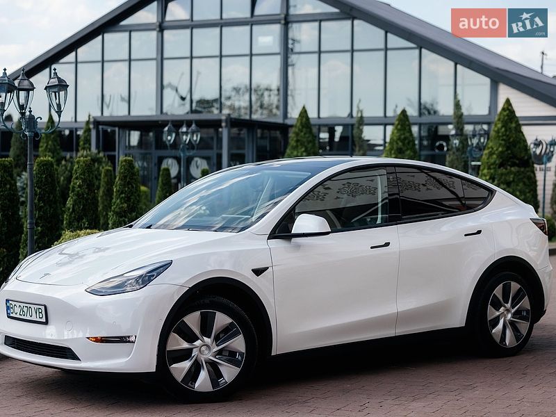 Внедорожник / Кроссовер Tesla Model Y 2022 в Стрые