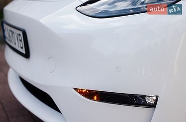 Внедорожник / Кроссовер Tesla Model Y 2022 в Стрые