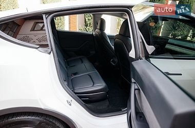 Внедорожник / Кроссовер Tesla Model Y 2022 в Стрые