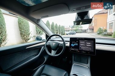 Внедорожник / Кроссовер Tesla Model Y 2022 в Стрые