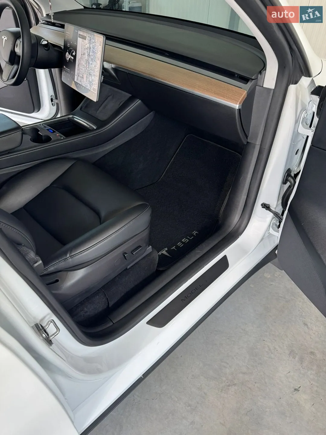 2021 Tesla Model Y - мініатюра 24