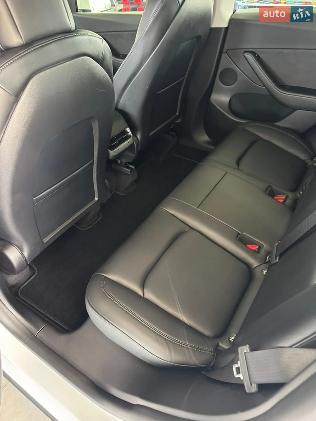 2021 Tesla Model Y - мініатюра 25
