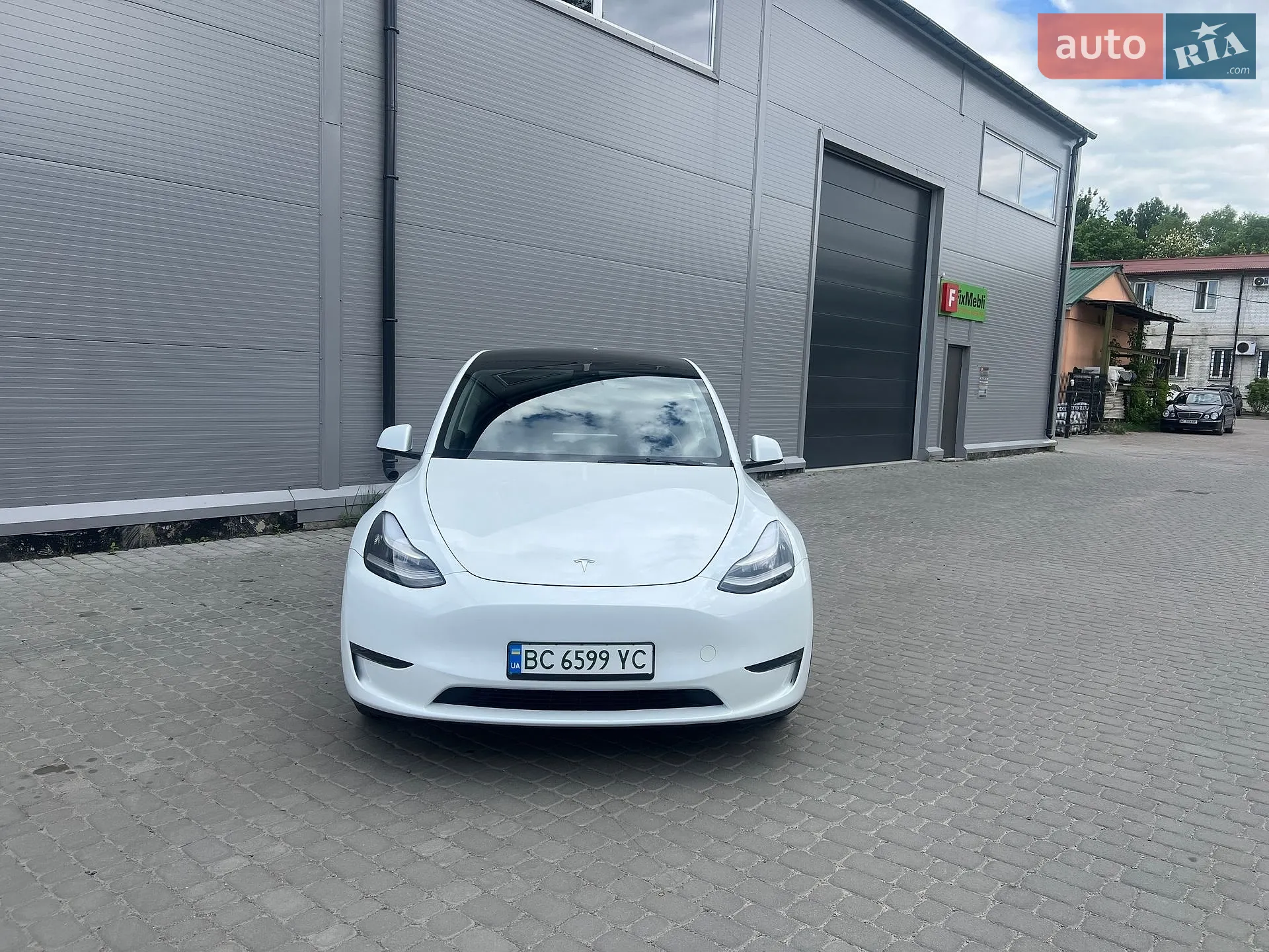 2023 Tesla Model Y - мініатюра 8