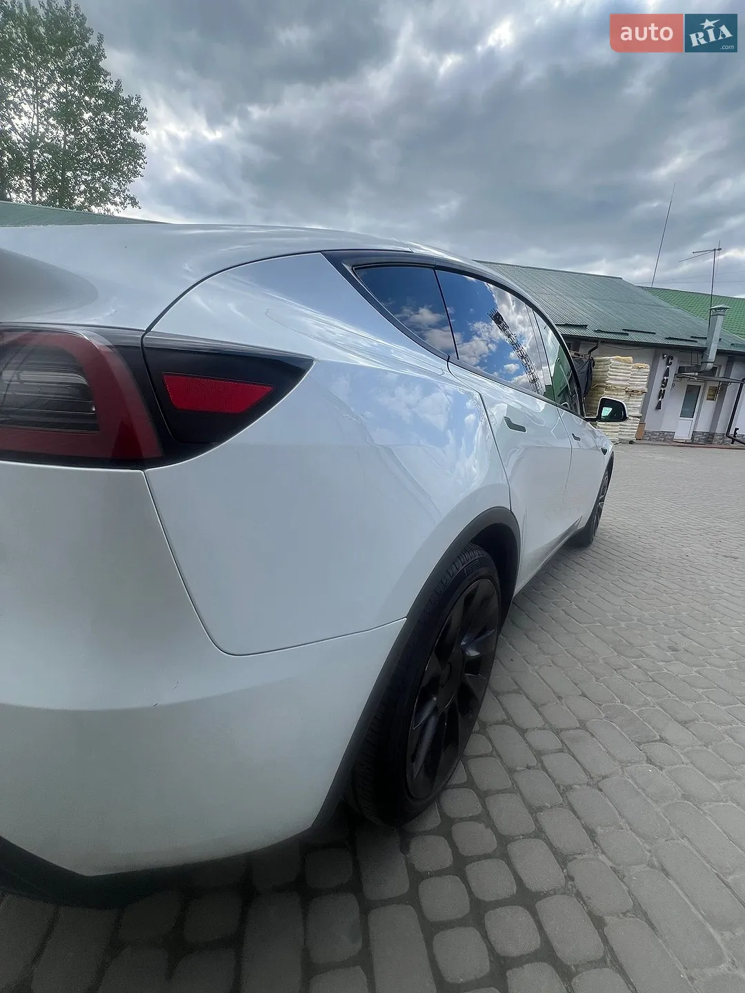 2023 Tesla Model Y - мініатюра 9