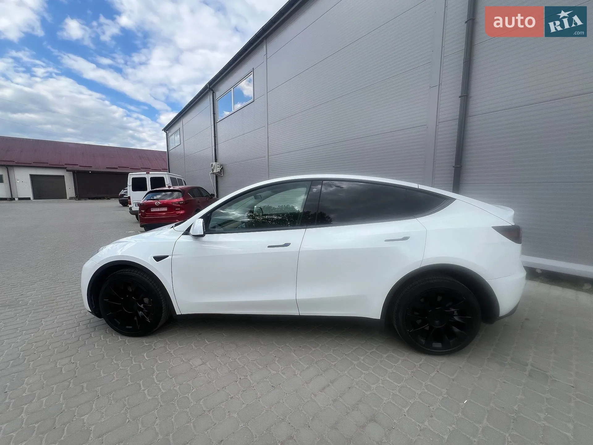2023 Tesla Model Y - мініатюра 5