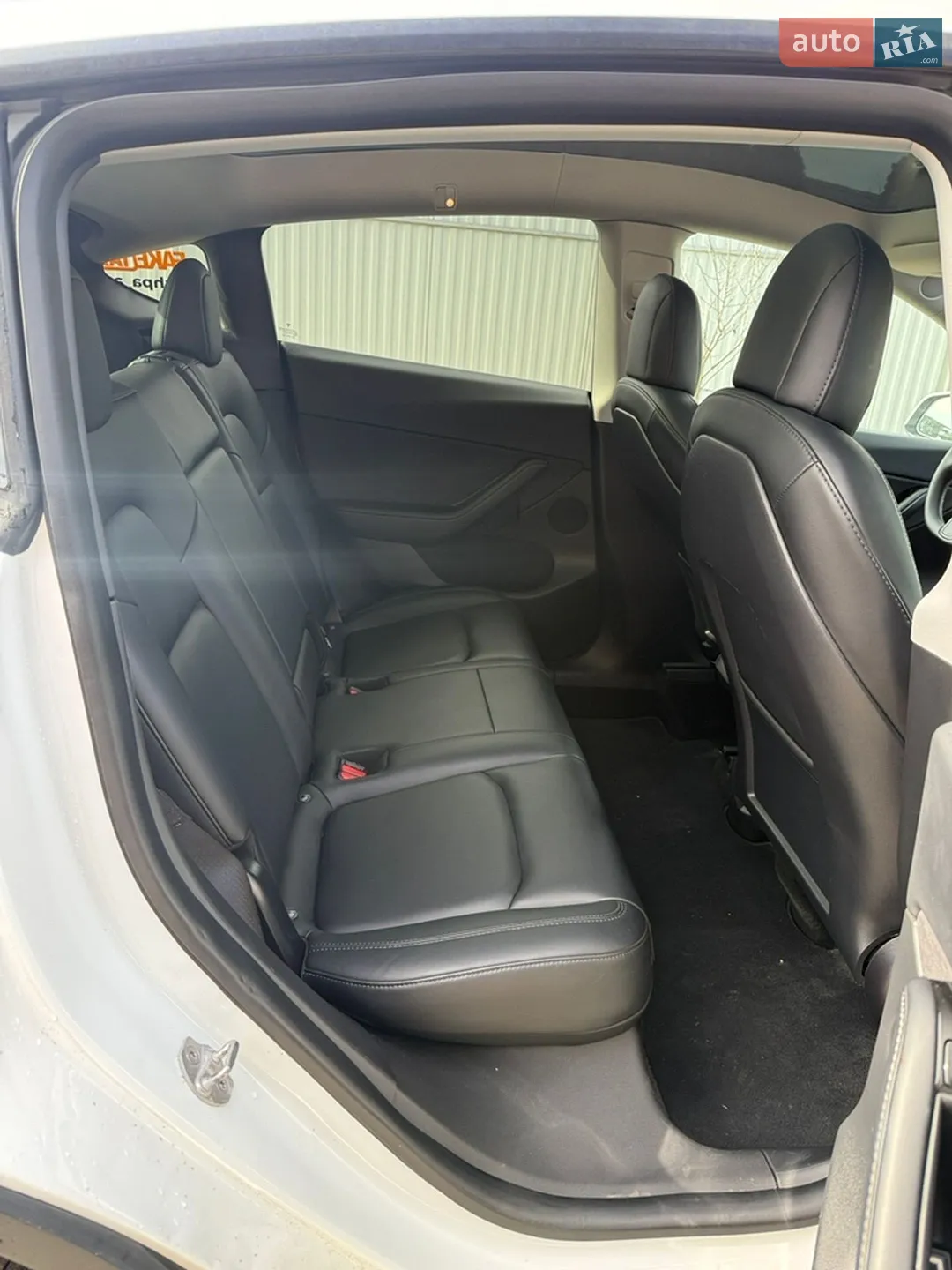 2020 Tesla Model Y - мініатюра 13