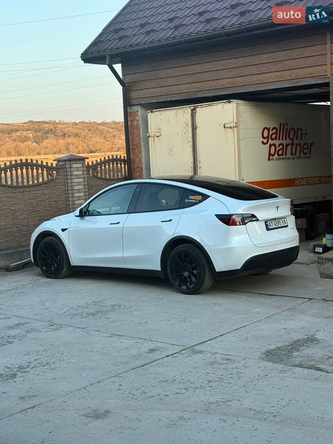 2020 Tesla Model Y - мініатюра 17
