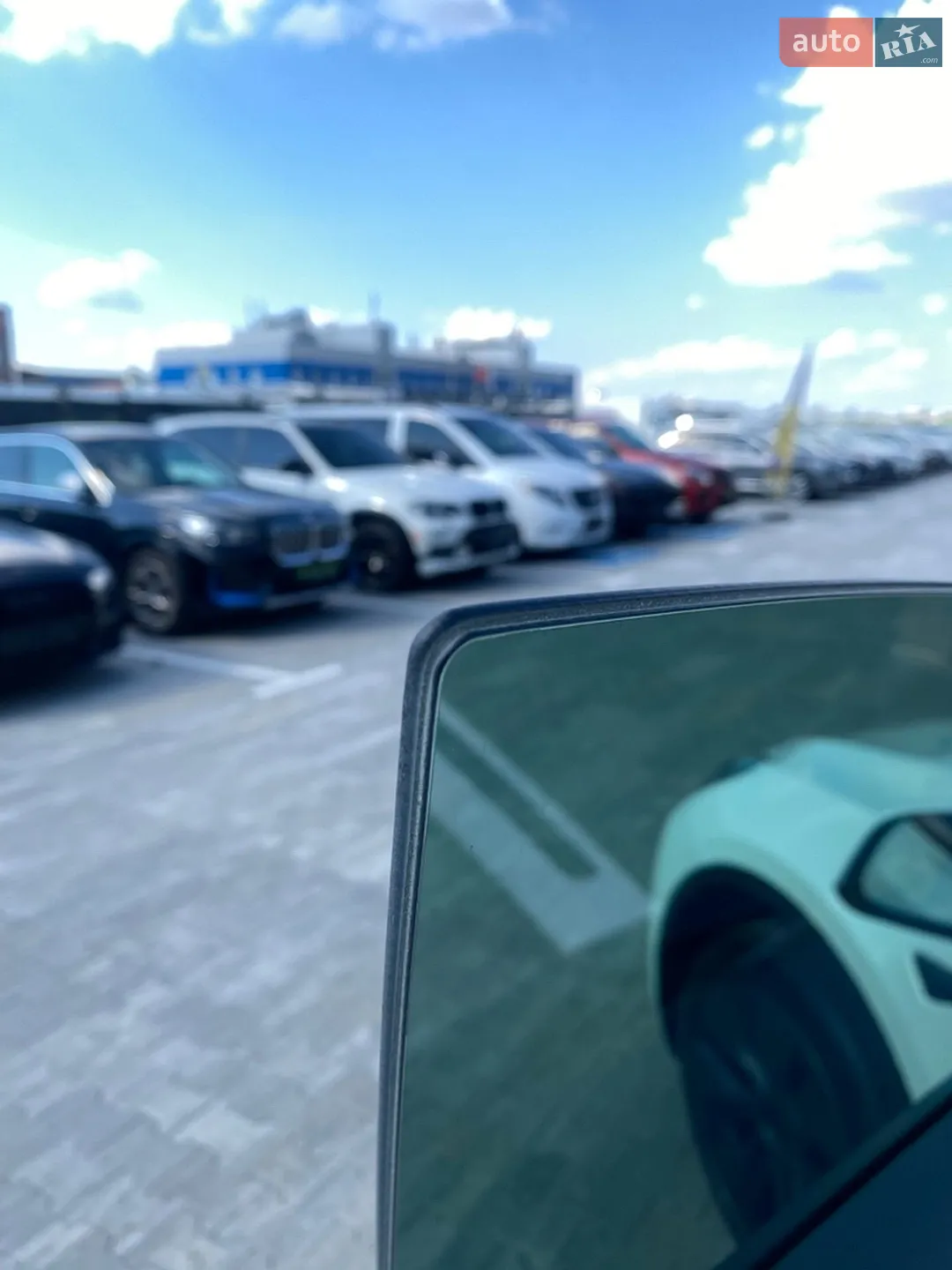 2024 Tesla Model Y - мініатюра 10