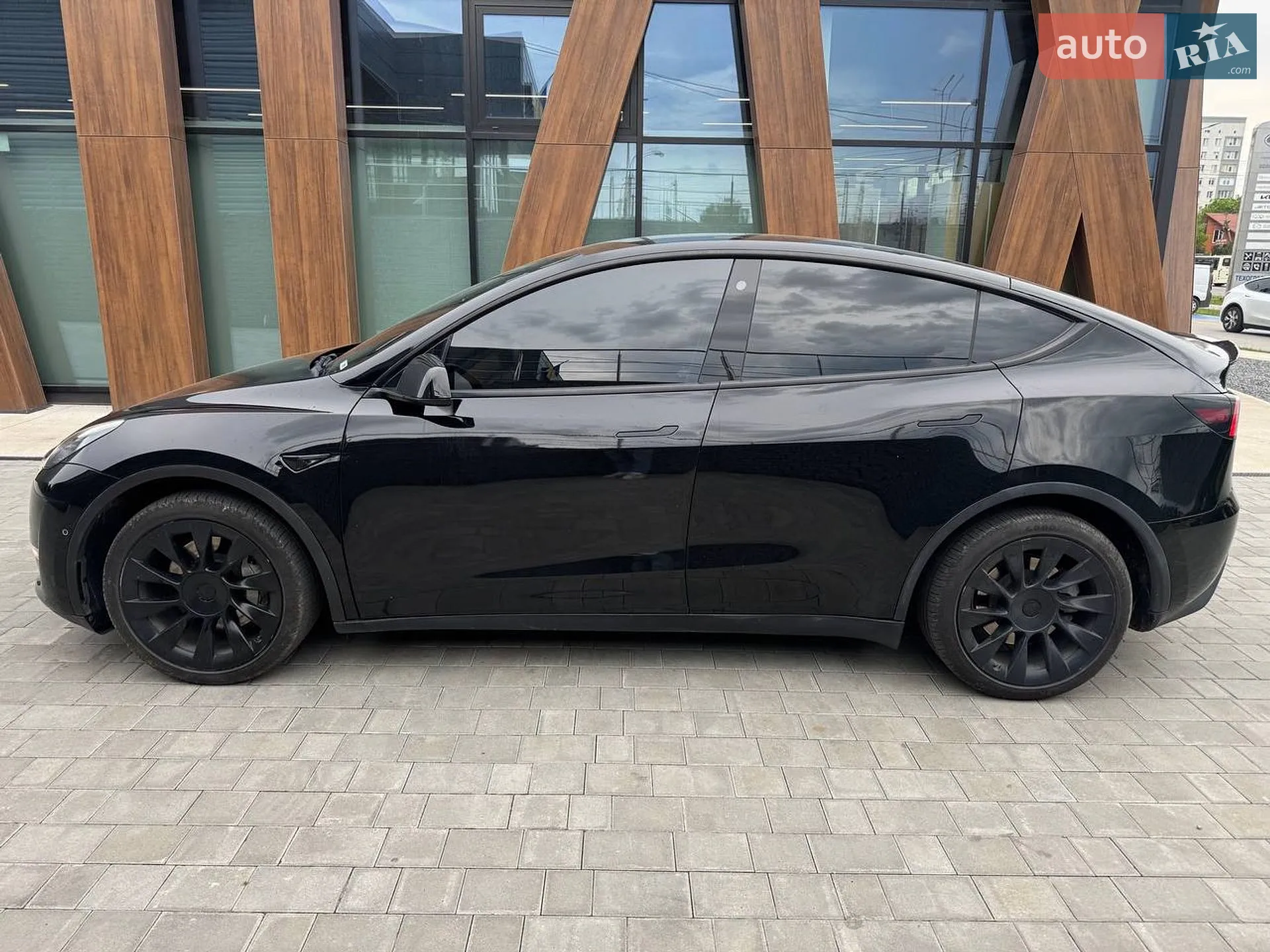 2022 Tesla Model Y - мініатюра 14