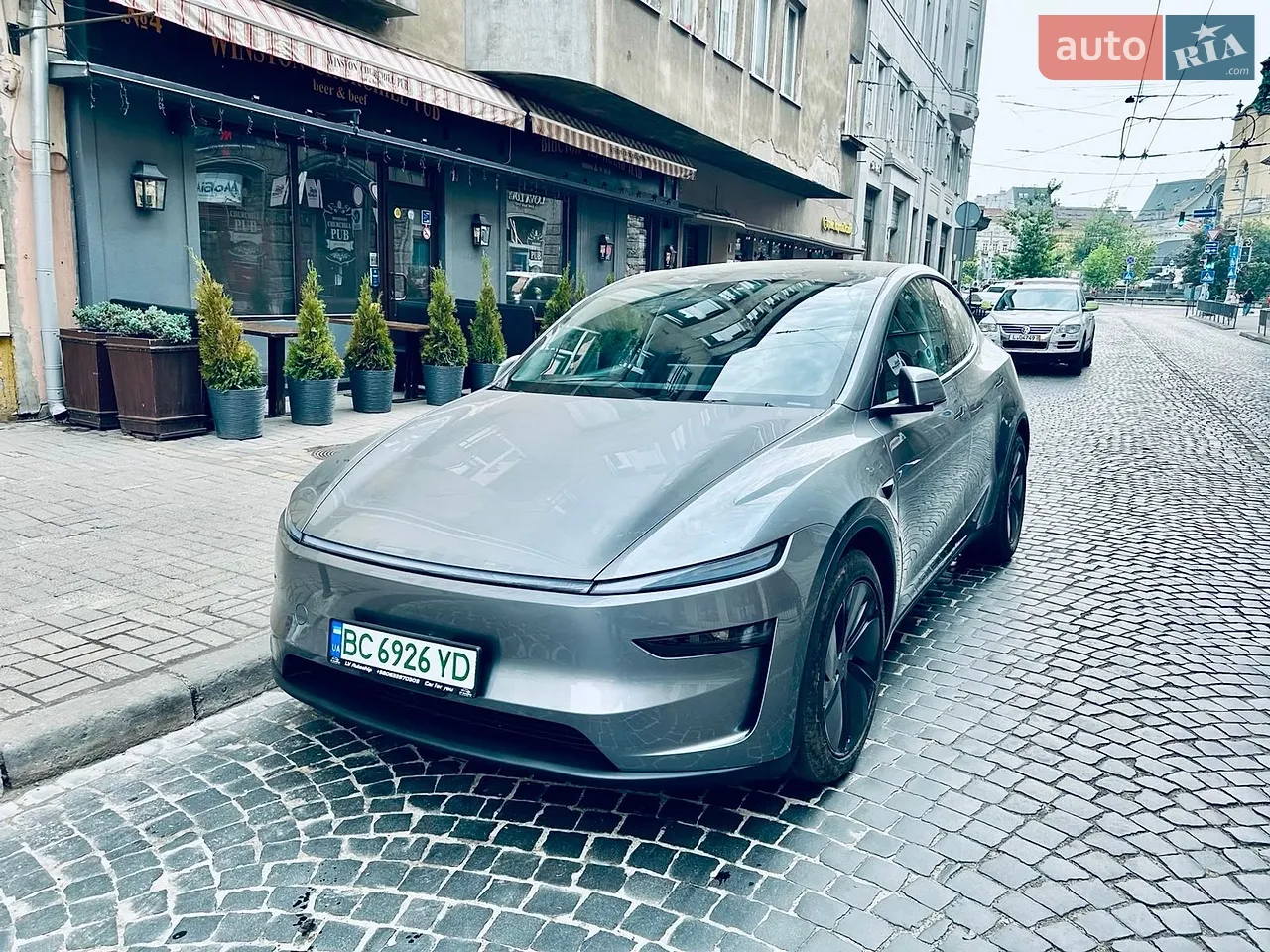 2025 Tesla Model Y - мініатюра 22