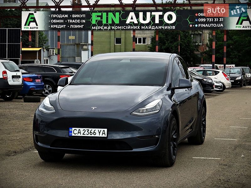 Tesla Model Y 2022