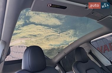 Внедорожник / Кроссовер Tesla Model Y 2024 в Ровно
