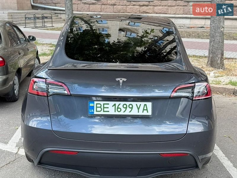 Внедорожник / Кроссовер Tesla Model Y 2023 в Николаеве