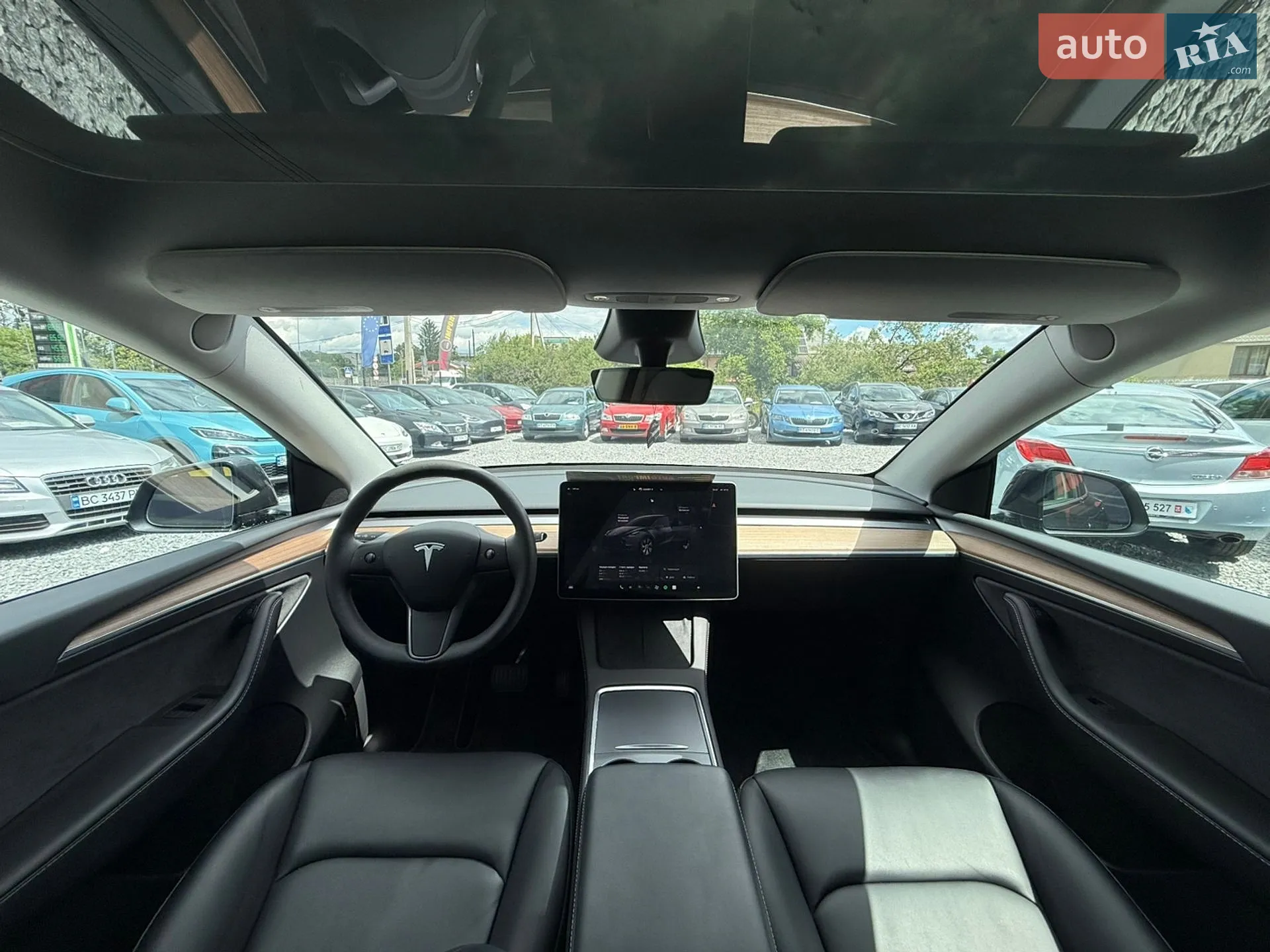 2024 Tesla Model Y - мініатюра 21