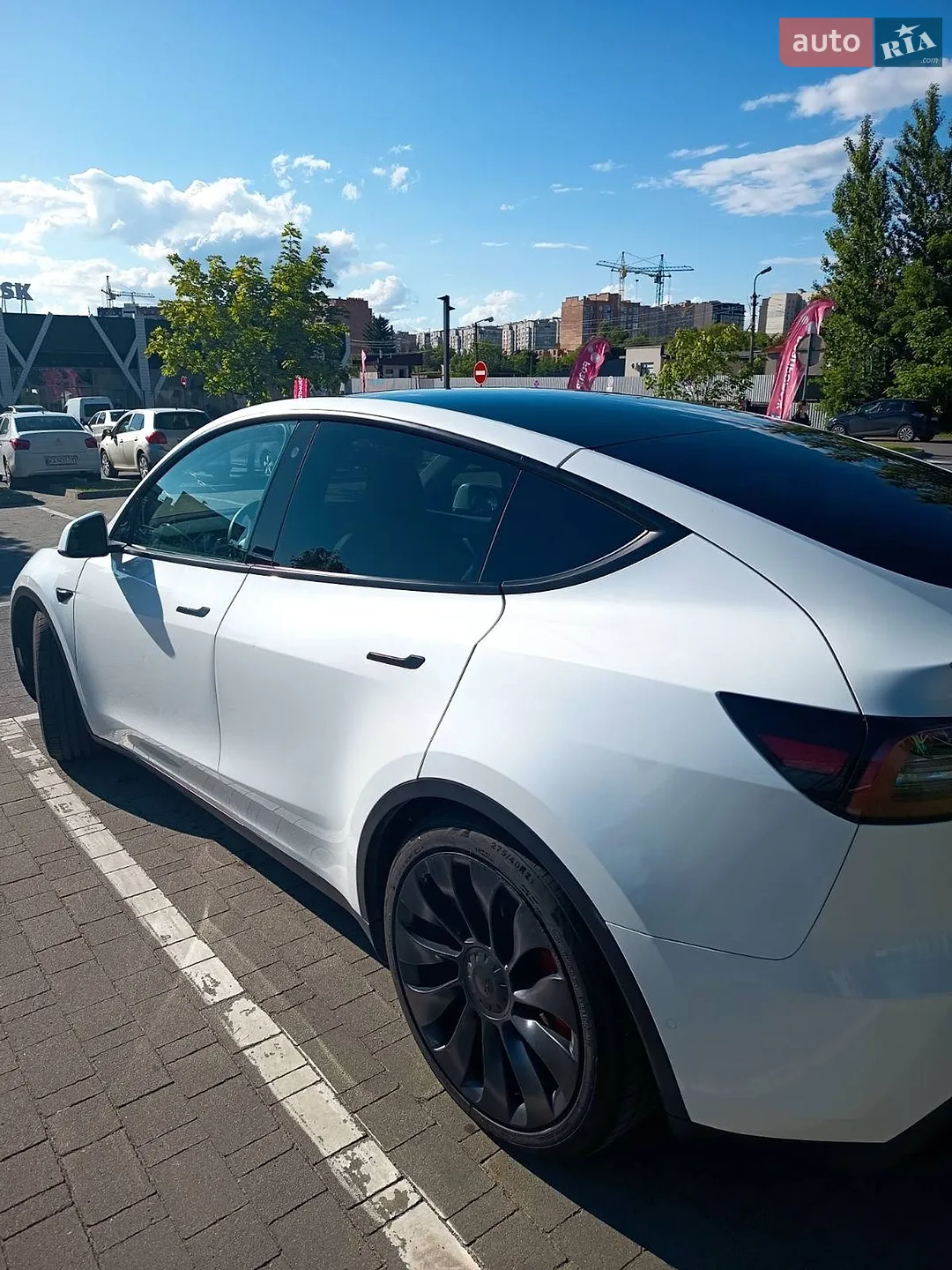 2022 Tesla Model Y - мініатюра 15