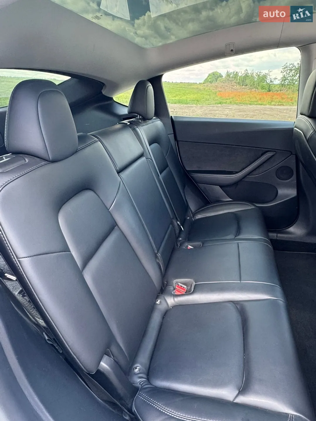 2021 Tesla Model Y - мініатюра 10