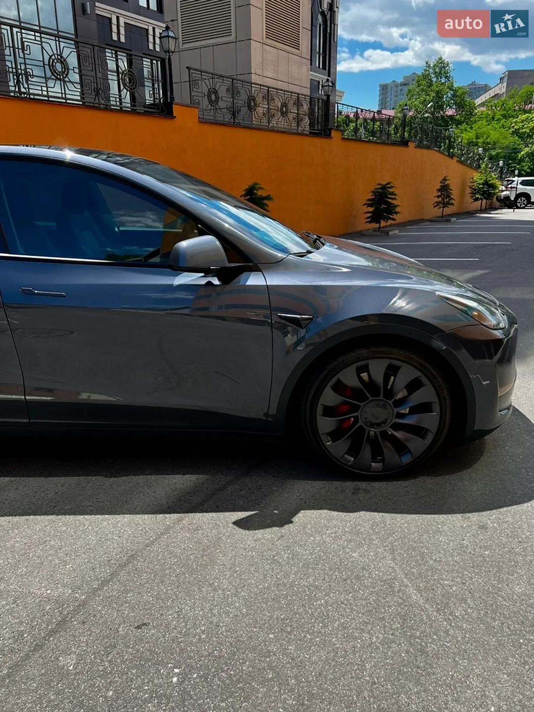 2022 Tesla Model Y - мініатюра 17