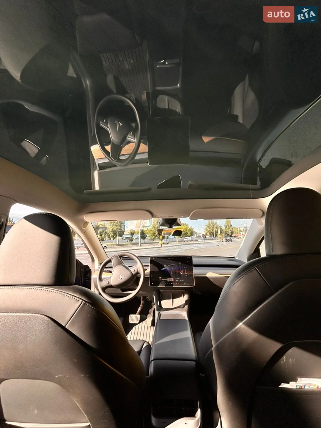 2022 Tesla Model Y - мініатюра 15