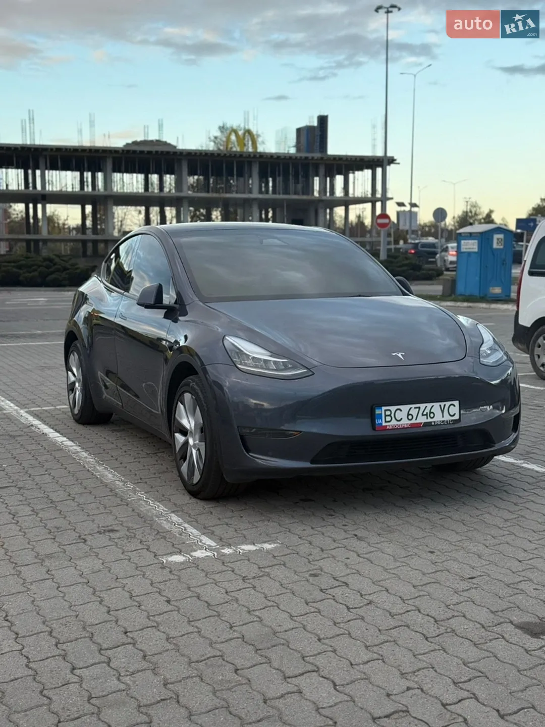 2023 Tesla Model Y - мініатюра 2
