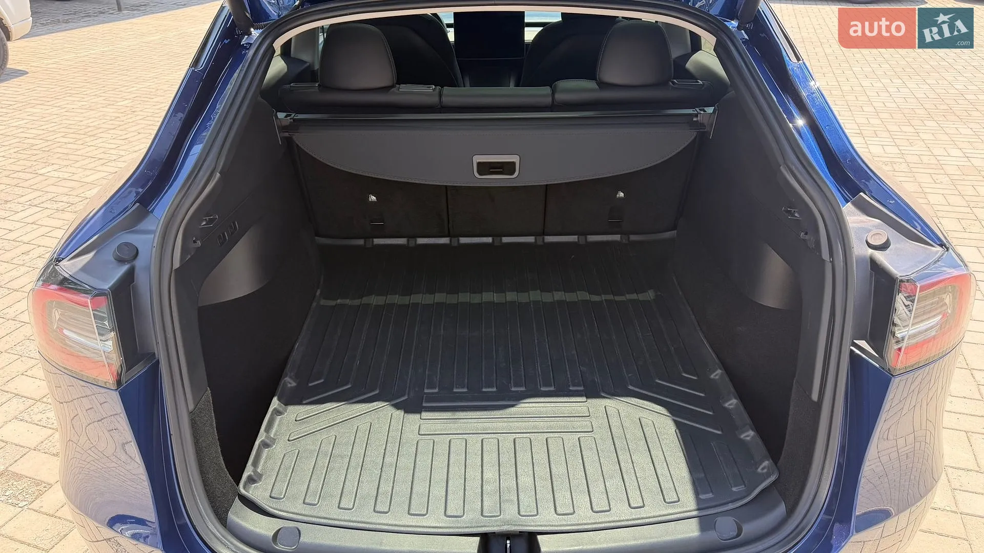 2022 Tesla Model Y - мініатюра 16