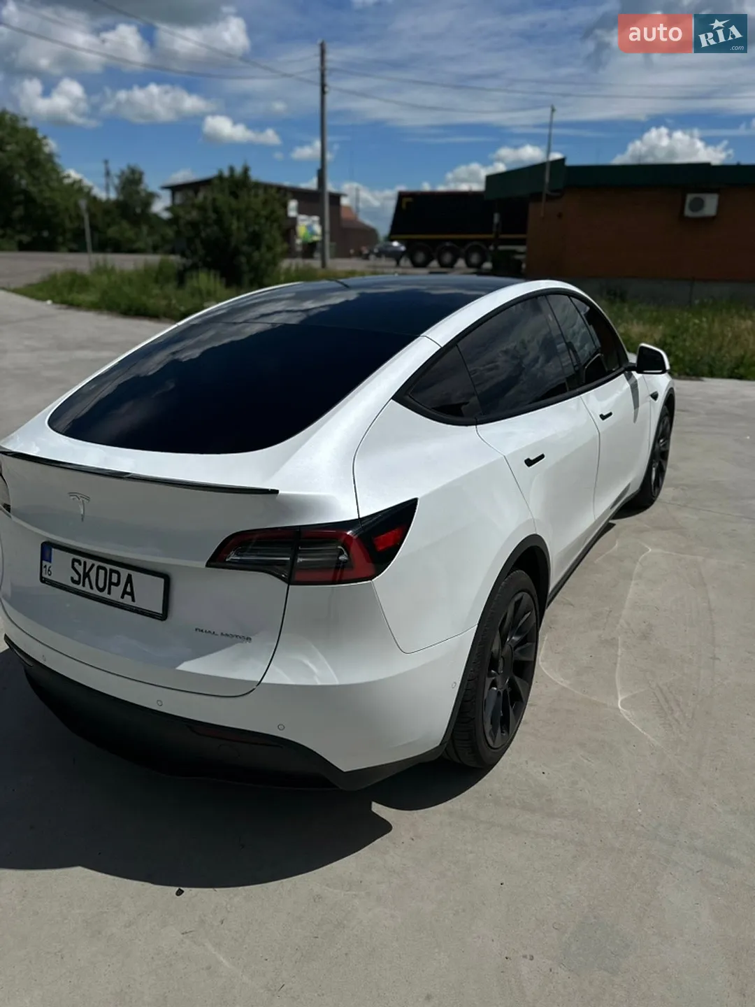 2020 Tesla Model Y - мініатюра 17