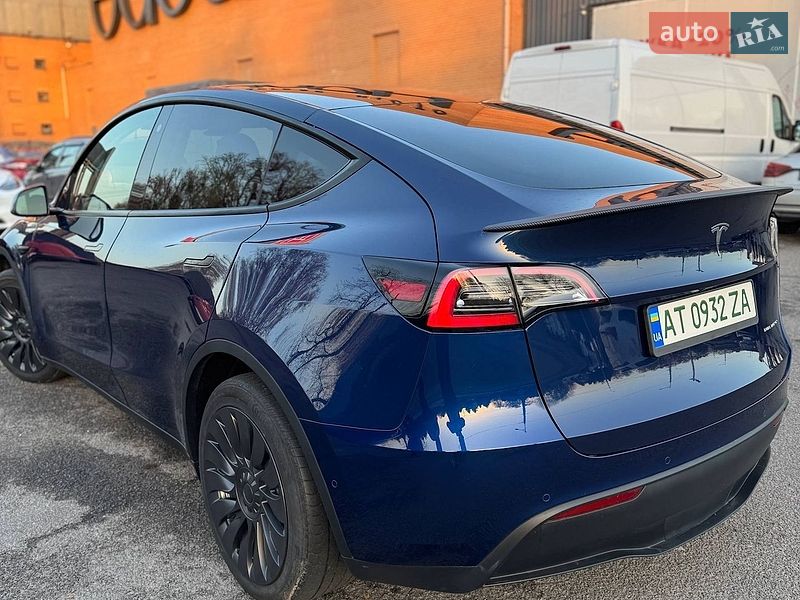 Внедорожник / Кроссовер Tesla Model Y 2021 в Днепре