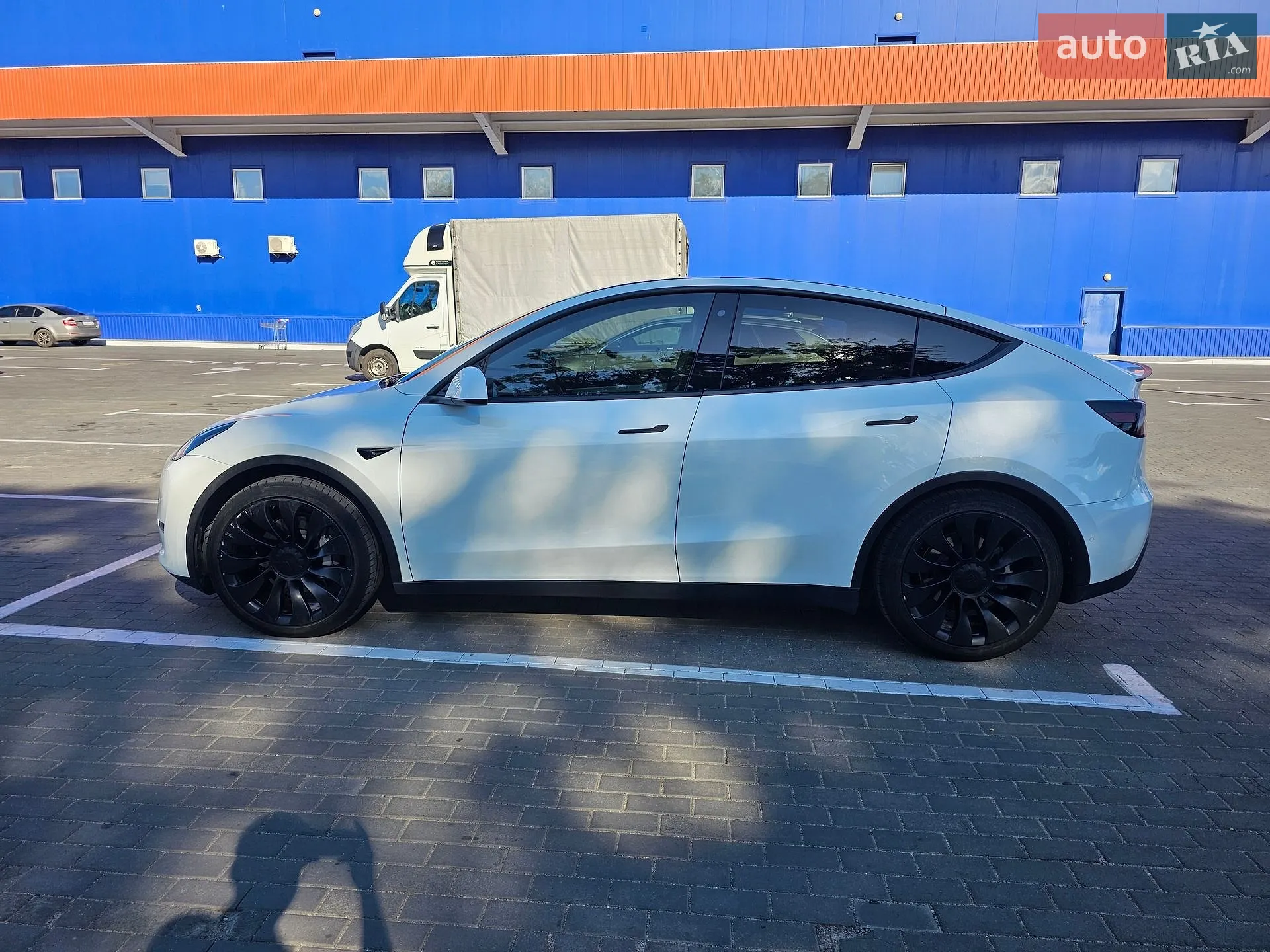 2020 Tesla Model Y - мініатюра 6
