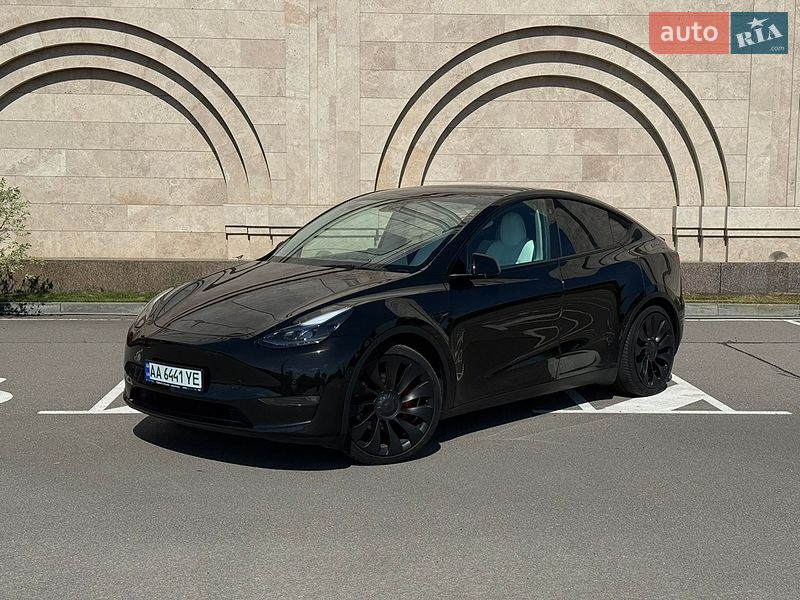 Tesla Model Y 2021