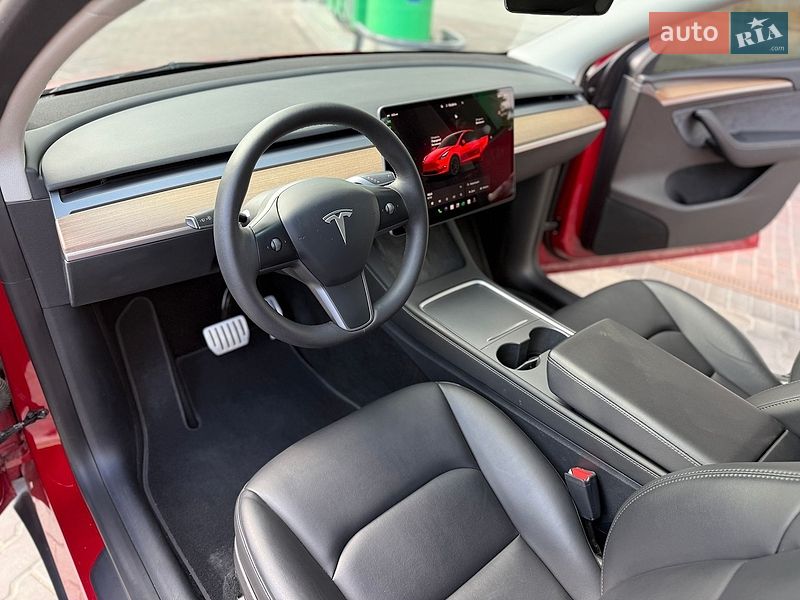 Внедорожник / Кроссовер Tesla Model Y 2023 в Днепре