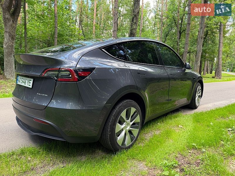 Позашляховик / Кросовер Tesla Model Y 2023 в Броварах