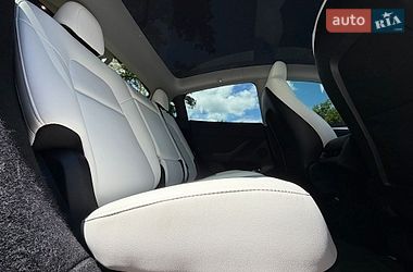 Позашляховик / Кросовер Tesla Model Y 2023 в Броварах