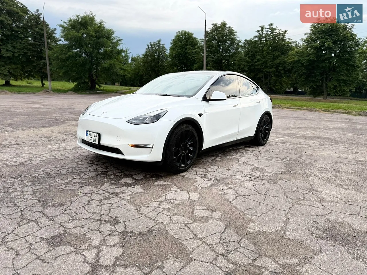 2022 Tesla Model Y - мініатюра 10