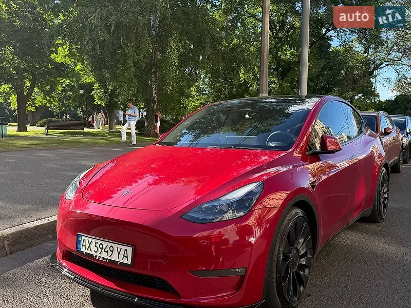 Tesla Model Y