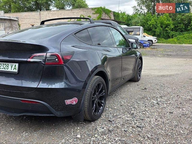 Внедорожник / Кроссовер Tesla Model Y 2024 в Днепре