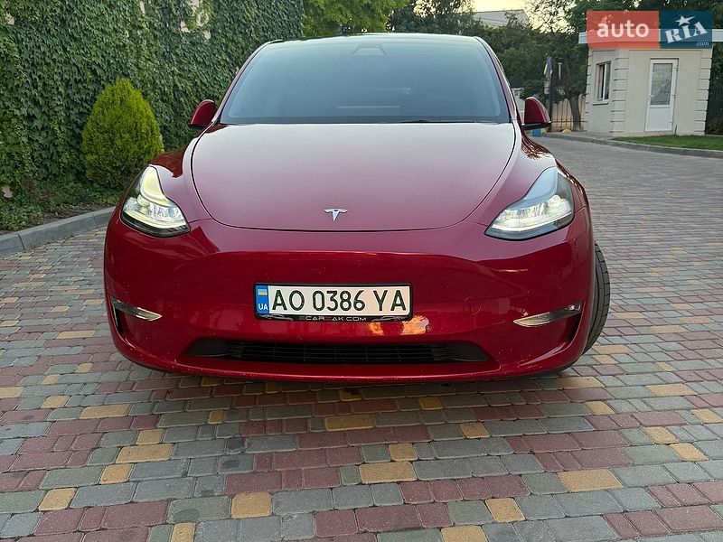 Tesla Model Y 2022