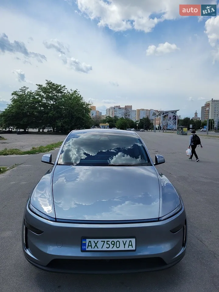 2021 Tesla Model Y - мініатюра 11