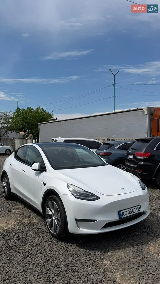 2022 Tesla Model Y - мініатюра 13