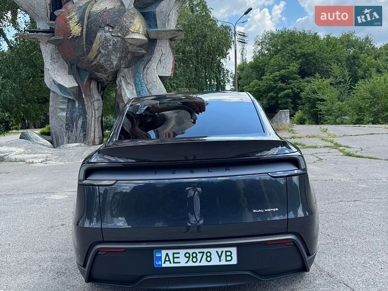 Внедорожник / Кроссовер Tesla Model Y 2025 в Днепре фото 7 Внедорожник / Кроссовер Tesla Model Y 2025 в Днепре