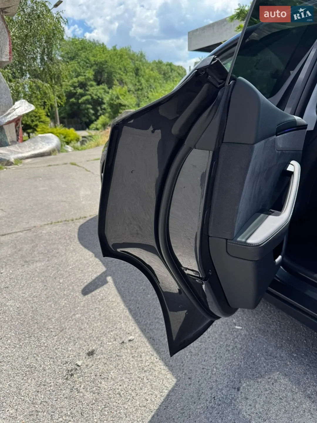 2025 Tesla Model Y - мініатюра 19