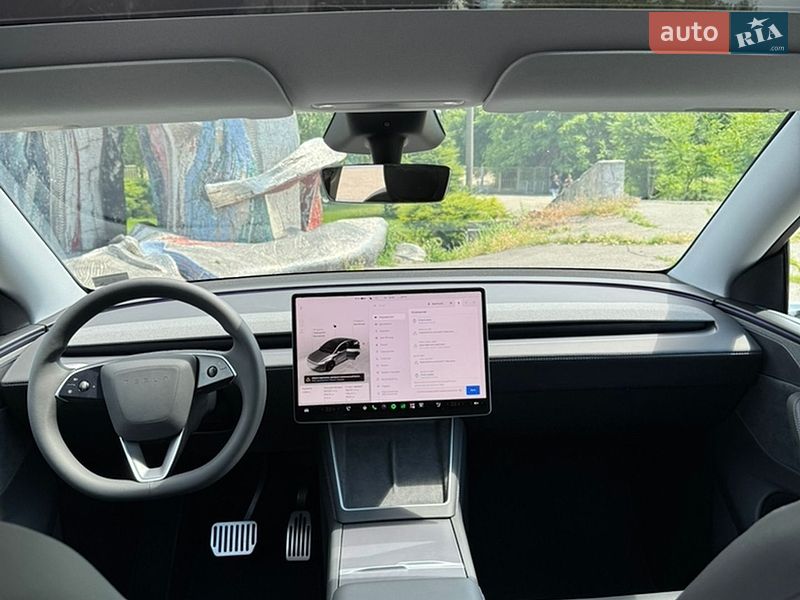 Внедорожник / Кроссовер Tesla Model Y 2025 в Днепре фото 24 Внедорожник / Кроссовер Tesla Model Y 2025 в Днепре