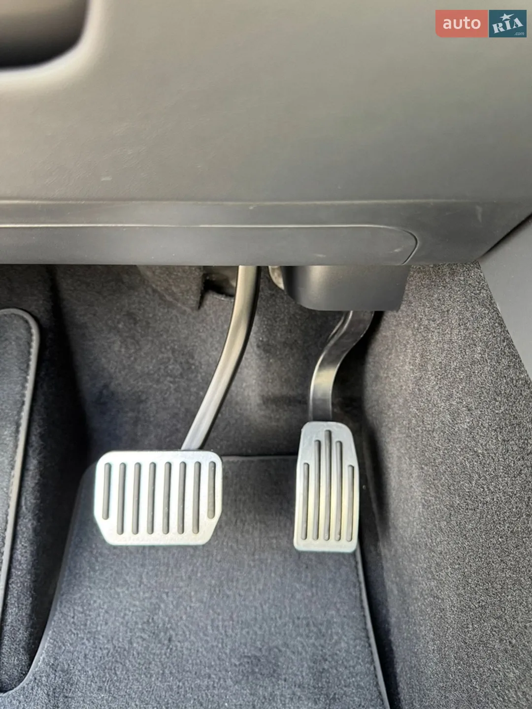2025 Tesla Model Y - мініатюра 27