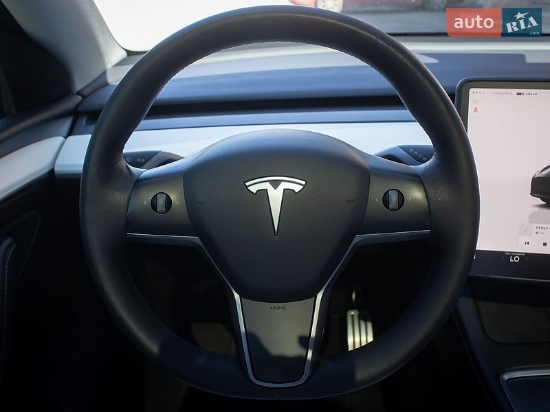 Позашляховик / Кросовер Tesla Model Y 2022 в Києві