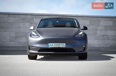 Позашляховик / Кросовер Tesla Model Y 2022 в Києві