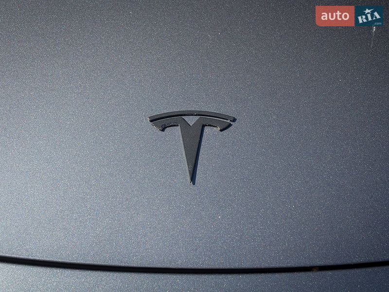 Позашляховик / Кросовер Tesla Model Y 2022 в Києві